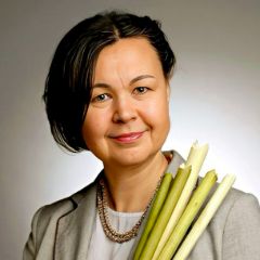 Крюкова Марина